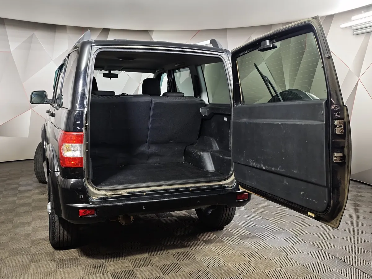 УАЗ Patriot 2.7 MT 4WD (150 л.с.) Классик Черный в АВИЛОН. Слайд №12