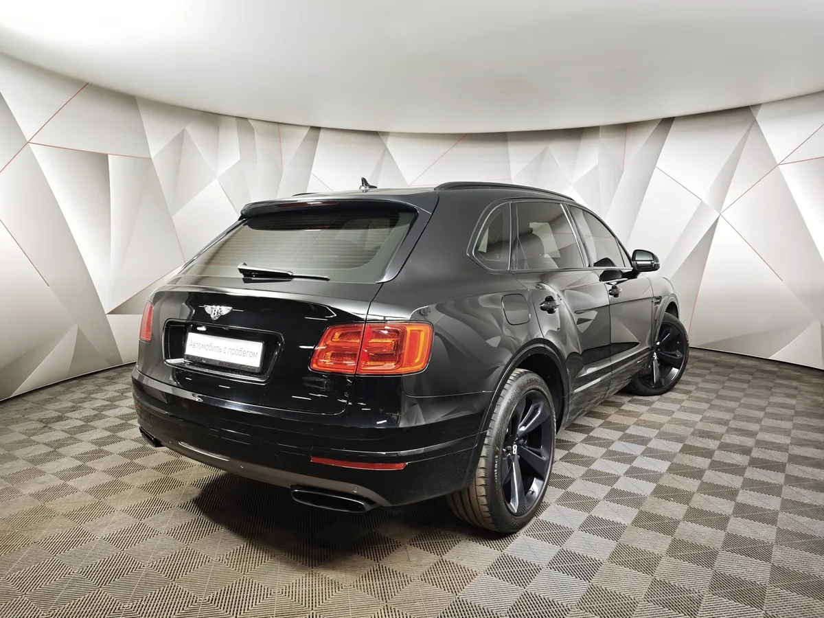 Bentley Bentayga 6.0 AT AWD (608 л.с.) Черный в АВИЛОН. Слайд №2