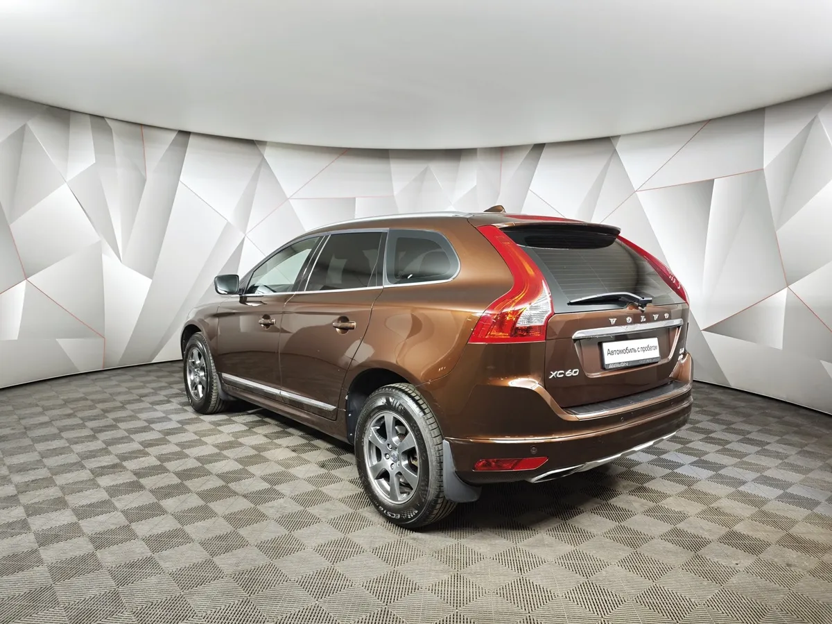 Volvo XC60 2.4 D4 Geartronic AWD (181 л.с.) Красный в АВИЛОН. Слайд №4