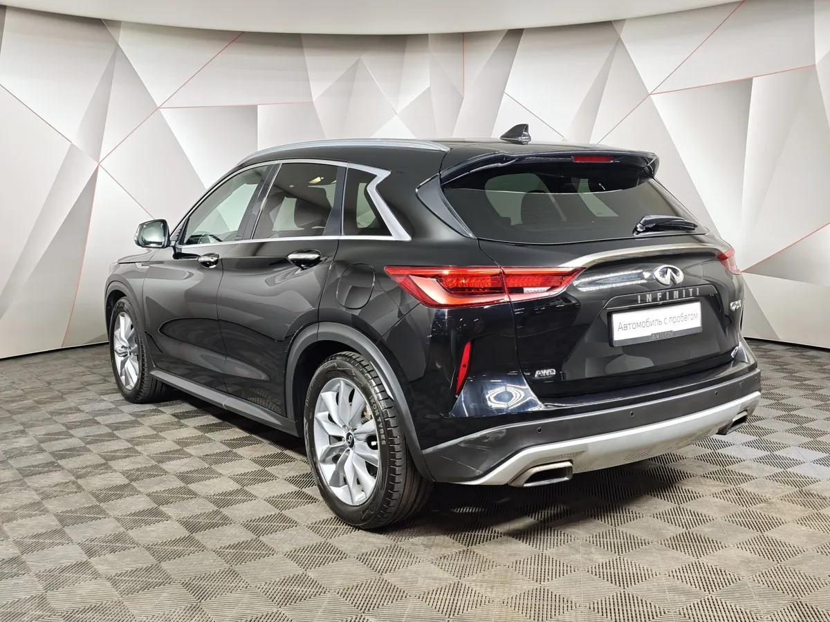 Infiniti QX50 2.0 VC-T CVT AWD (249 л.с.) Черный в АВИЛОН. Слайд №4