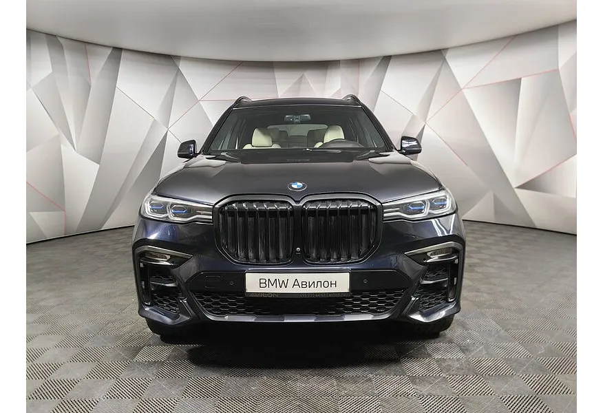 BMW X7 xDrive30d Steptronic (249 л.с.) M Sport Pro Черный в АВИЛОН. Слайд №3