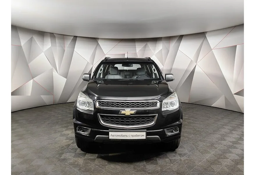 Chevrolet TrailBlazer 2.8 D AT AWD (180 л.с.) LT Черный в АВИЛОН. Слайд №7