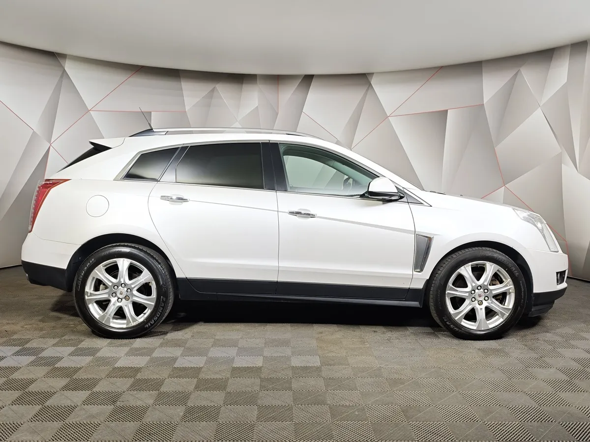 Cadillac SRX 3.0 AT (249 л.с.) Белый в АВИЛОН. Слайд №6