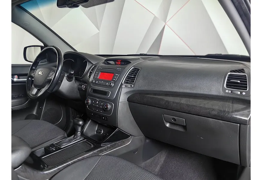 Kia Sorento 2.5 MPI 4WD AT (180 л.с.) Comfort Серый в АВИЛОН. Слайд №13