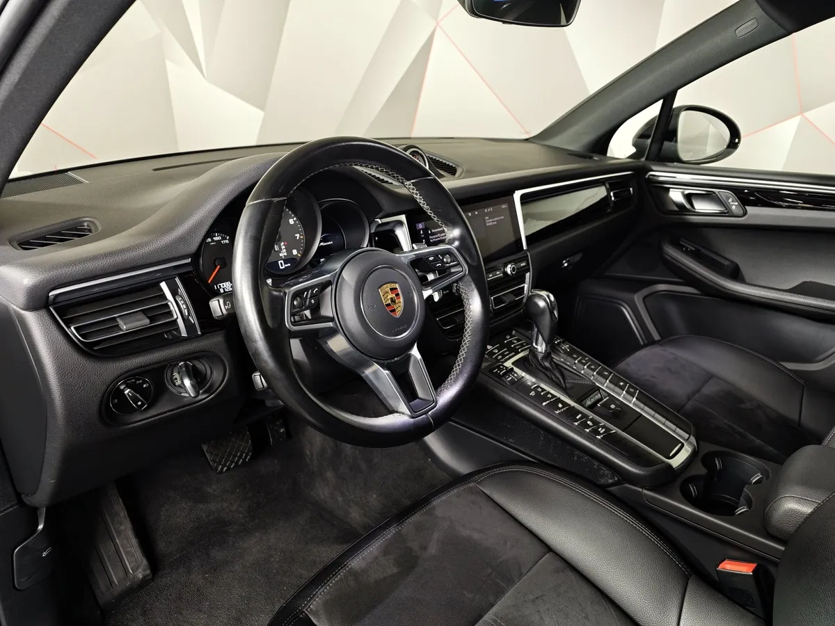 Porsche Macan 2.0 PDK AWD (252 л.с.) Черный в АВИЛОН. Слайд №19