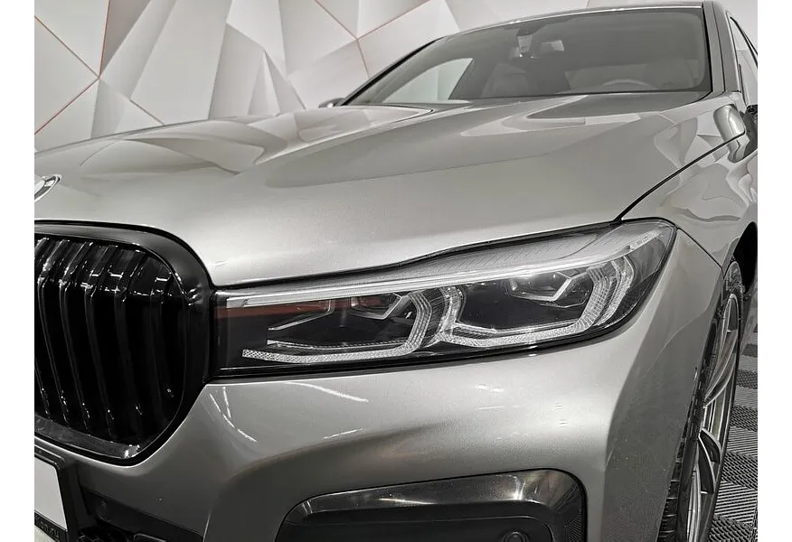 BMW 7 серия 730i Steptronic (249 л.с.) M Sport Pure Серый в АВИЛОН. Слайд №8