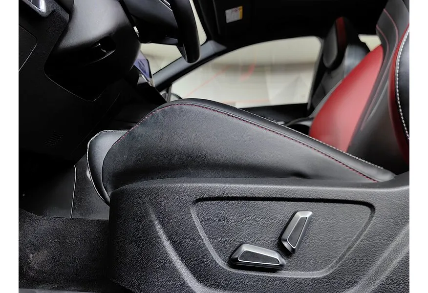 Geely Coolray 1.5T 7DCT (174 л.с.) Champion edition (Binyue Cool) Серый в АВИЛОН. Слайд №23