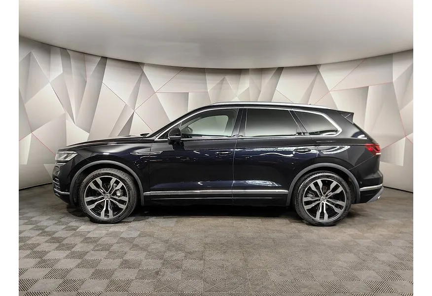 Volkswagen Touareg 2.0 TSI Tiptronic 4Motion (249 л.с.) Respect Черный в АВИЛОН. Слайд №5