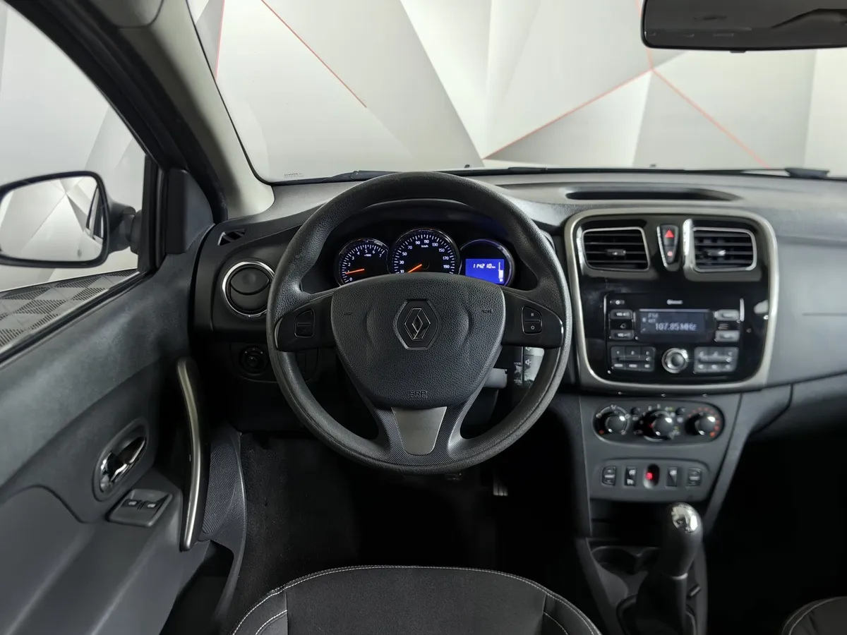 Renault Logan 1.6 MT (82 л.с.) Серый в АВИЛОН. Слайд №20