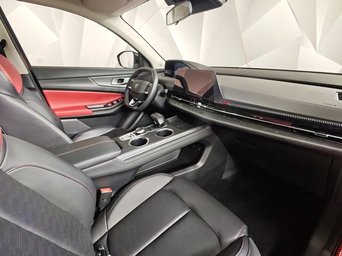 Changan CS55PLUS 1.5T 7DCT (180 л.с.) Tech Красный в АВИЛОН. Слайд №12