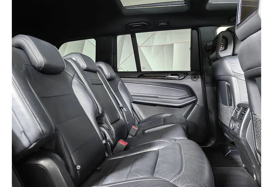 Mercedes-Benz GLS 500 4MATIC 9G-TRONIC (455 л.с.) Особая серия Черный в АВИЛОН. Слайд №16