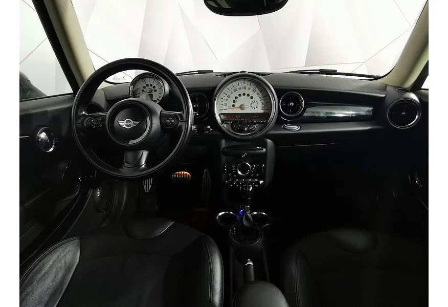 АВИЛОН - MINI Clubman 2.0 AT (192 л.с.) Коричневый - slide 6