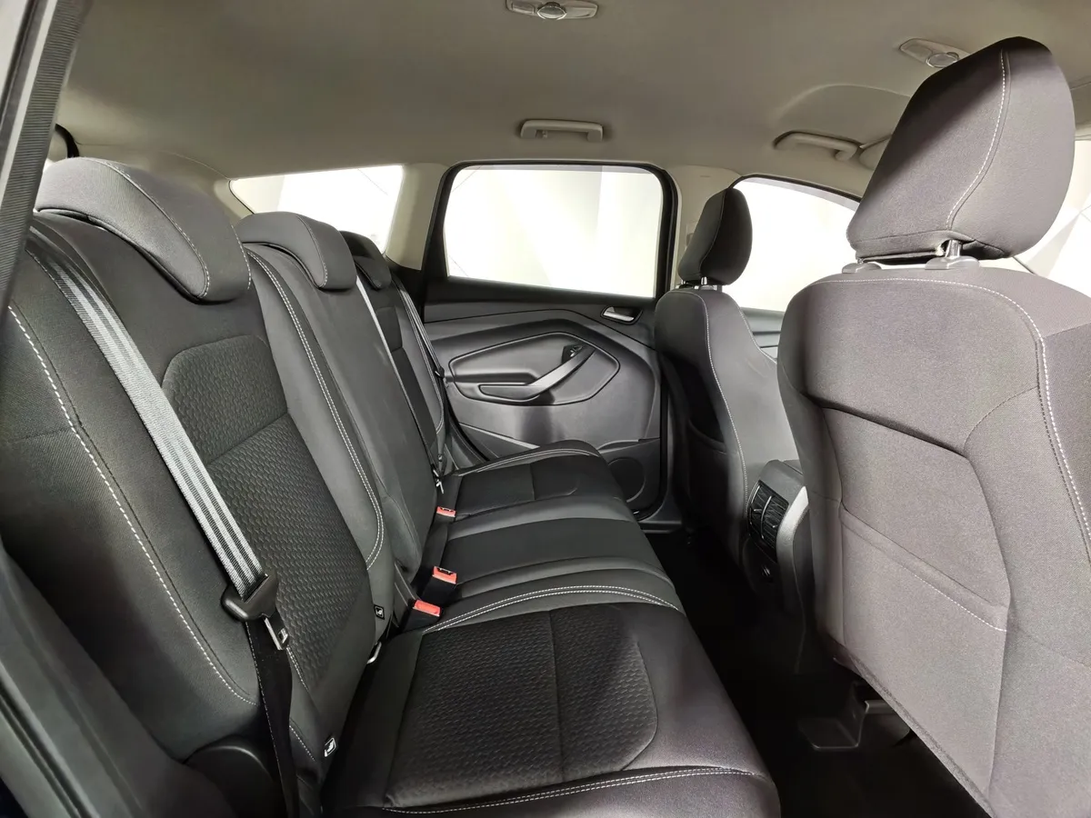 Ford Kuga 2.5 AT (150 л.с.) Trend Черный в АВИЛОН. Слайд №16