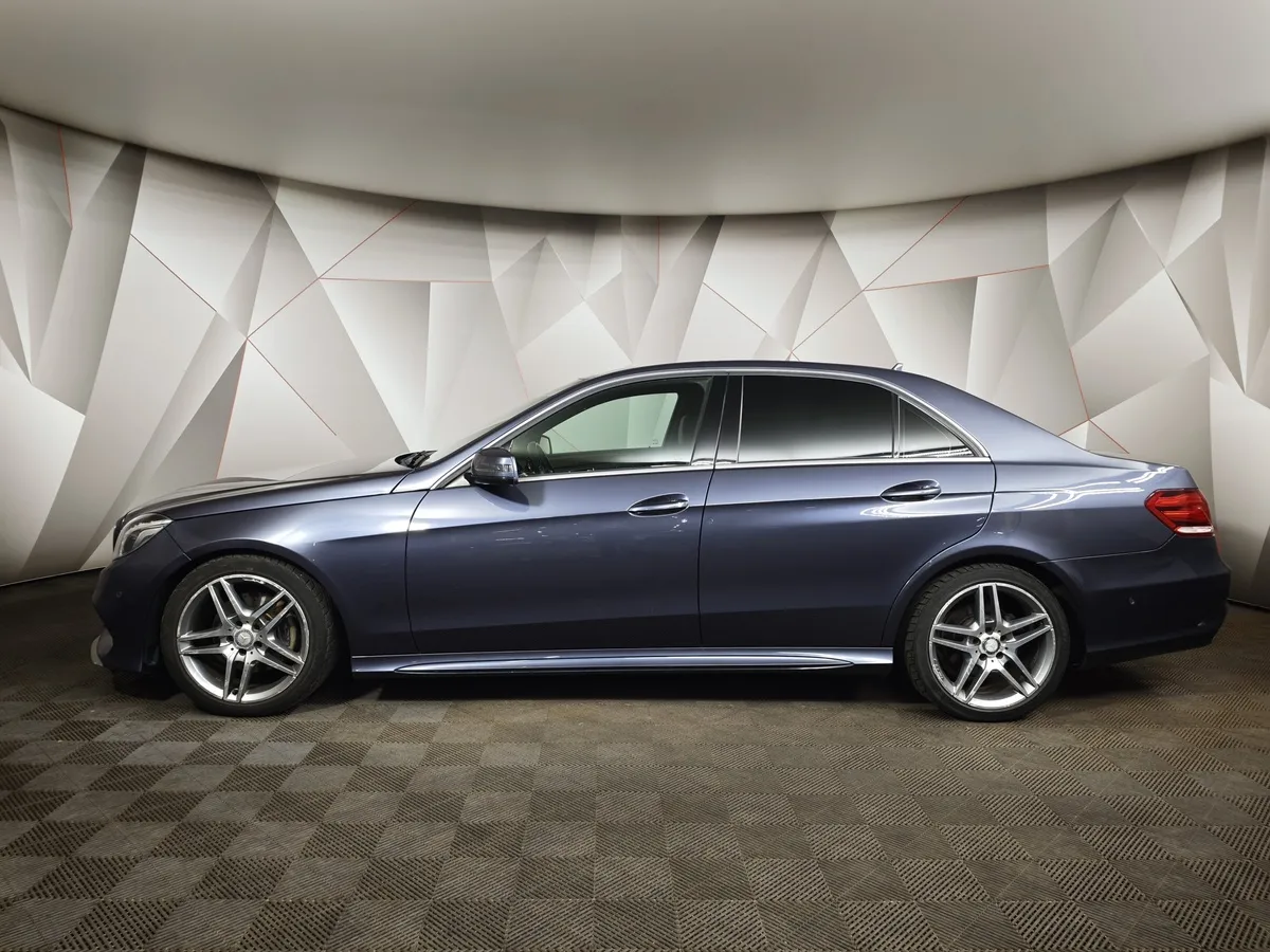 Mercedes-Benz E-Класс E 200 T BlueEfficiency 7G-Tronic Plus (184 л.с.) Синий в АВИЛОН. Слайд №5