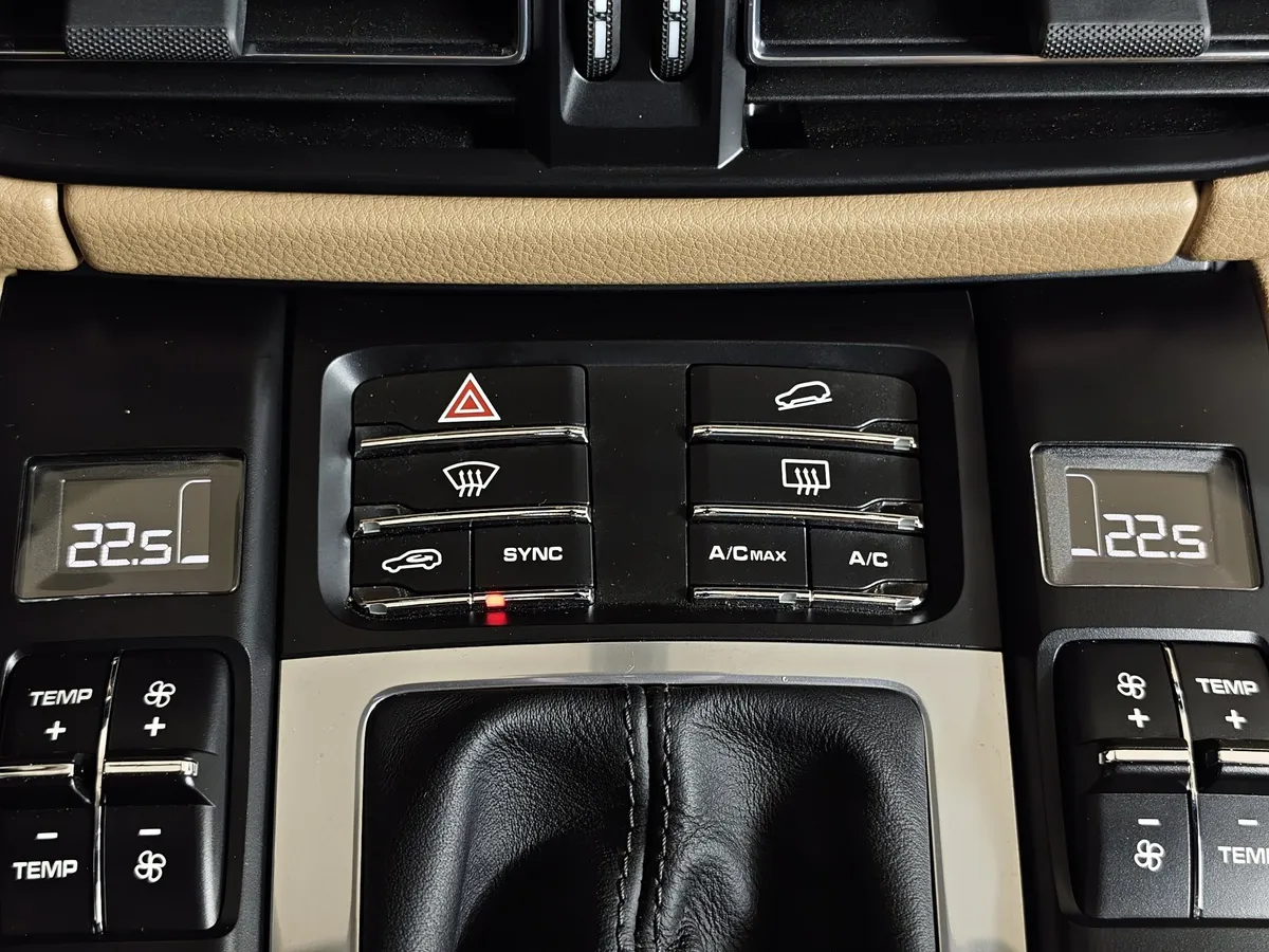 Porsche Macan 2.0 PDK AWD (252 л.с.) Коричневый в АВИЛОН. Слайд №23