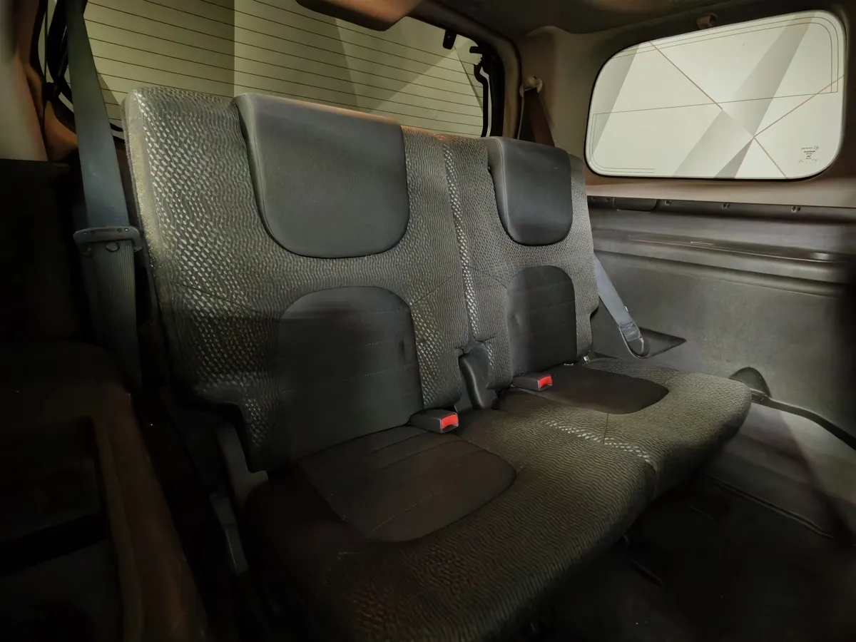 Nissan Pathfinder 2.5 dCi Turbo AT AWD (190 л.с.) Черный в АВИЛОН. Слайд №21