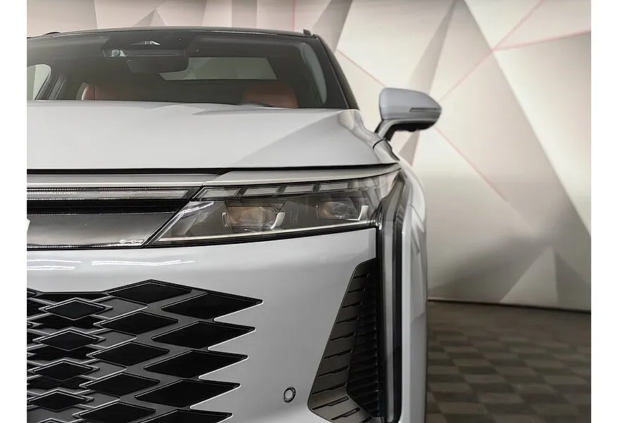 EXEED RX 2.0T DCT 4WD (249 л.с.) Platinum Серый в АВИЛОН. Слайд №10