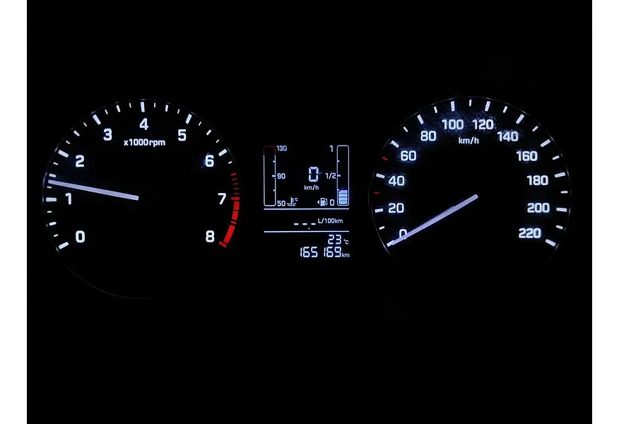 Hyundai Creta 1.6 AT AWD (121 л.с.) Active Серебристый в АВИЛОН. Слайд №18