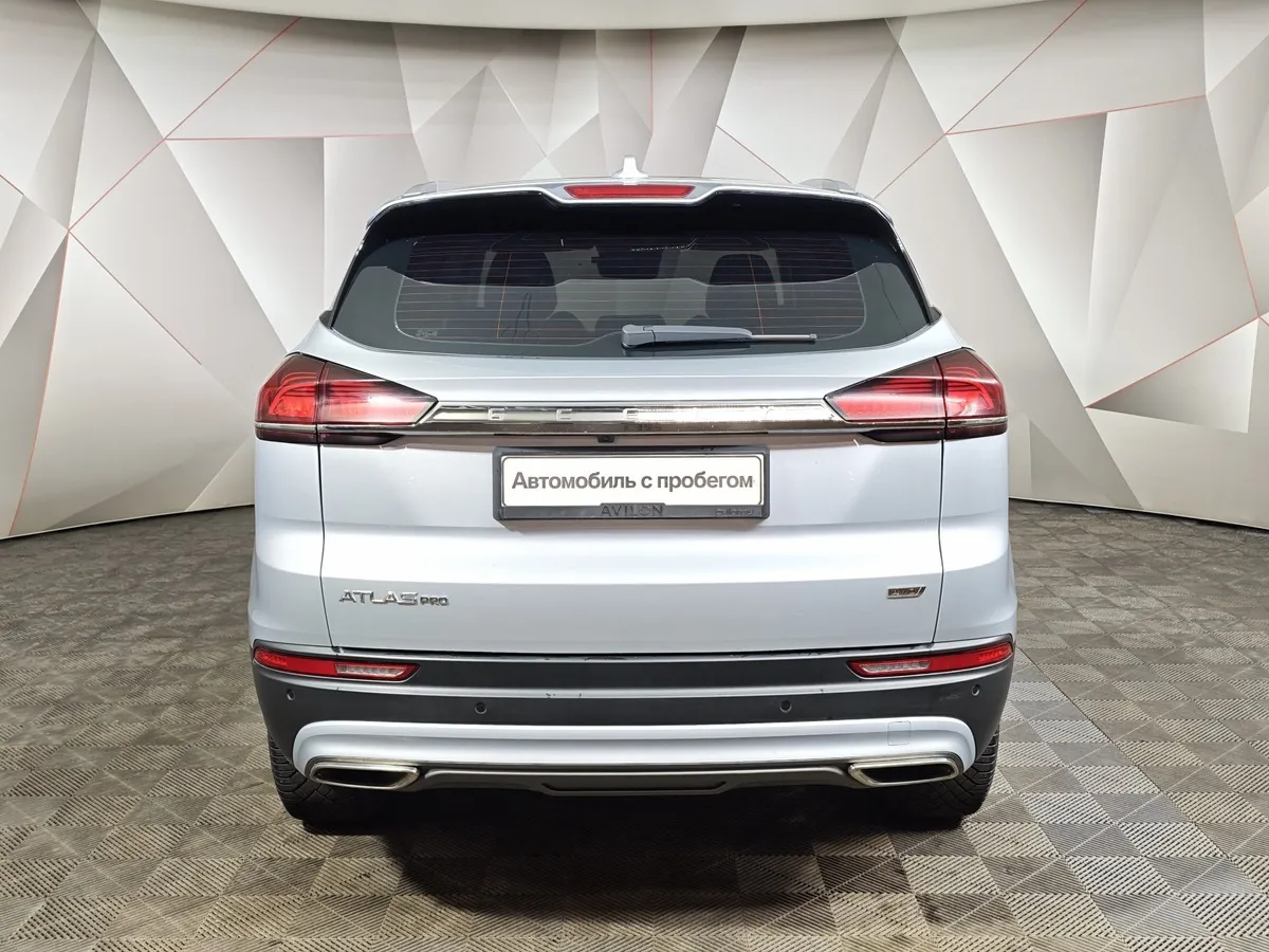 Geely Atlas Pro 1.5T 7DCT AWD (177 л.с.) Flagship+ Серый в АВИЛОН. Слайд №8