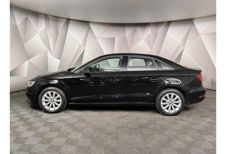 Audi A3 1.4 TFSI S tronic (125 л.с.) Ambition Черный в АВИЛОН. Слайд №5