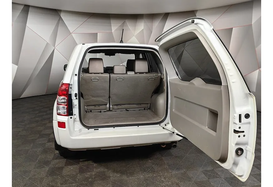 Suzuki Grand Vitara 2.4 AT (169 л.с.) Белый в АВИЛОН. Слайд №11