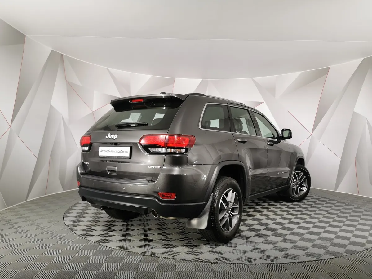 Jeep Grand Cherokee 3.0 AT AWD (238 л.с.) Limited Серый в АВИЛОН. Слайд №2