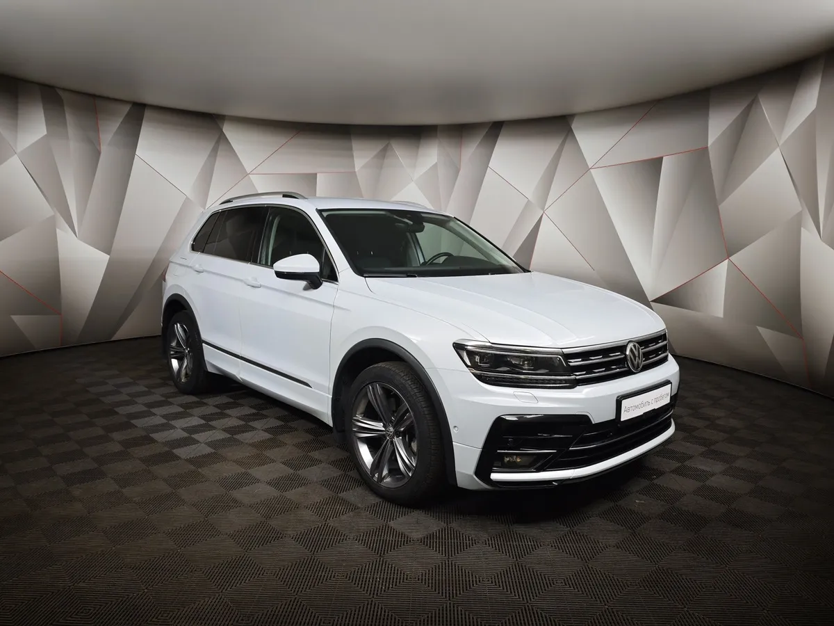 Volkswagen Tiguan 2.0 TSI 4Motion DSG (220 л.с.) R-Line Белый в АВИЛОН. Слайд №3