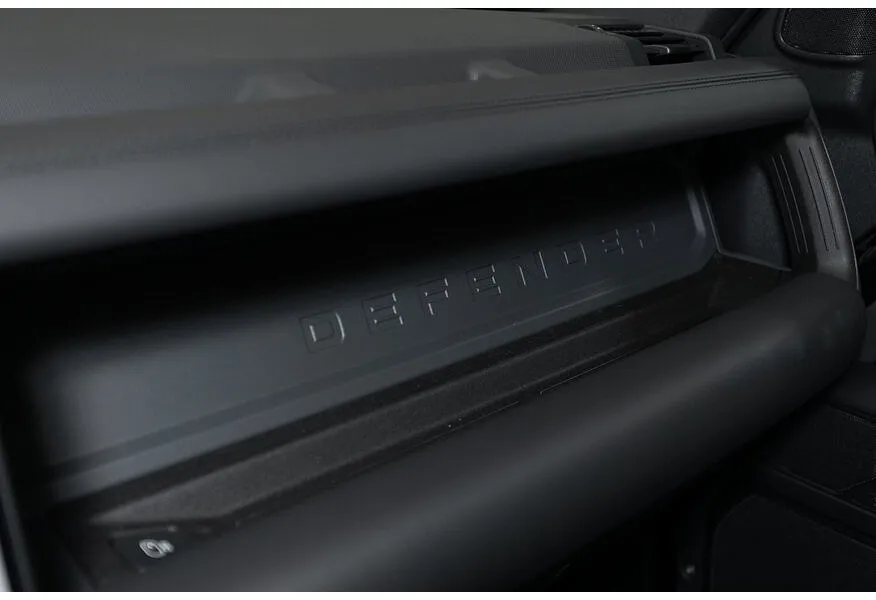 Land Rover Defender 3.0D AT (300 л.с.) HSE Черный в АВИЛОН. Слайд №16