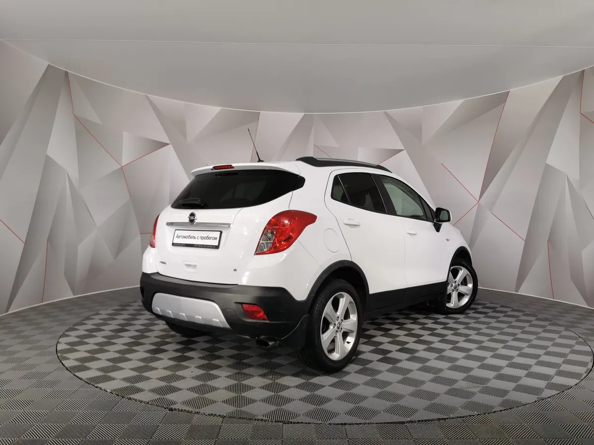 Opel Mokka 1.8 AT AWD (140 л.с.) Cosmo Белый в АВИЛОН. Слайд №2