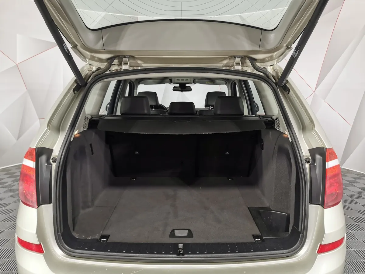 BMW X3 xDrive20i AT (184 л.с.) Серый в АВИЛОН. Слайд №9
