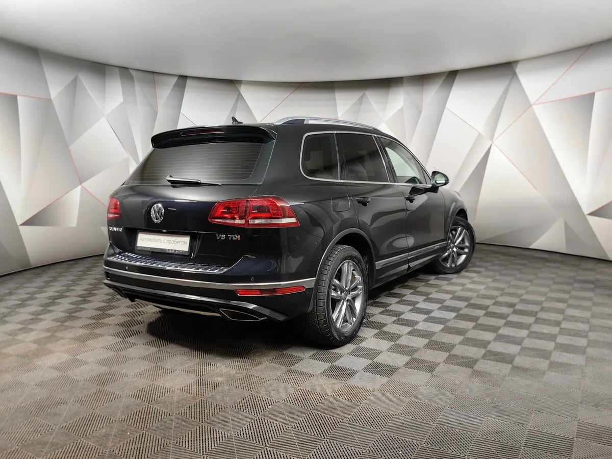 Volkswagen Touareg 3.0 TDI Tiptronic 4Motion (245 л.с.) Черный в АВИЛОН. Слайд №2