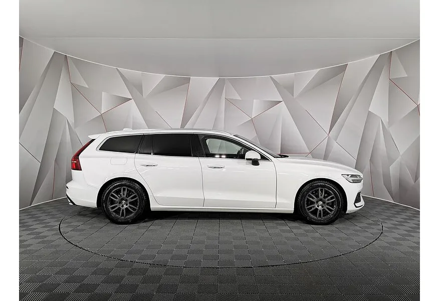 Volvo V60 Cross Country 2.0 D4 AT (190 л.с.) Momentum Белый в АВИЛОН. Слайд №6