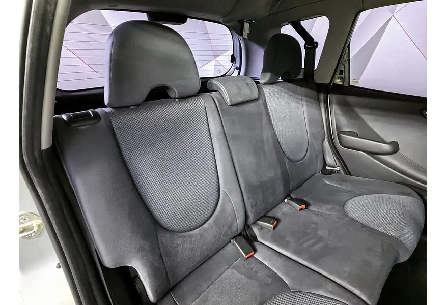 Honda Jazz 1.4 CVT (83 л.с.) Зеленый в АВИЛОН. Слайд №16