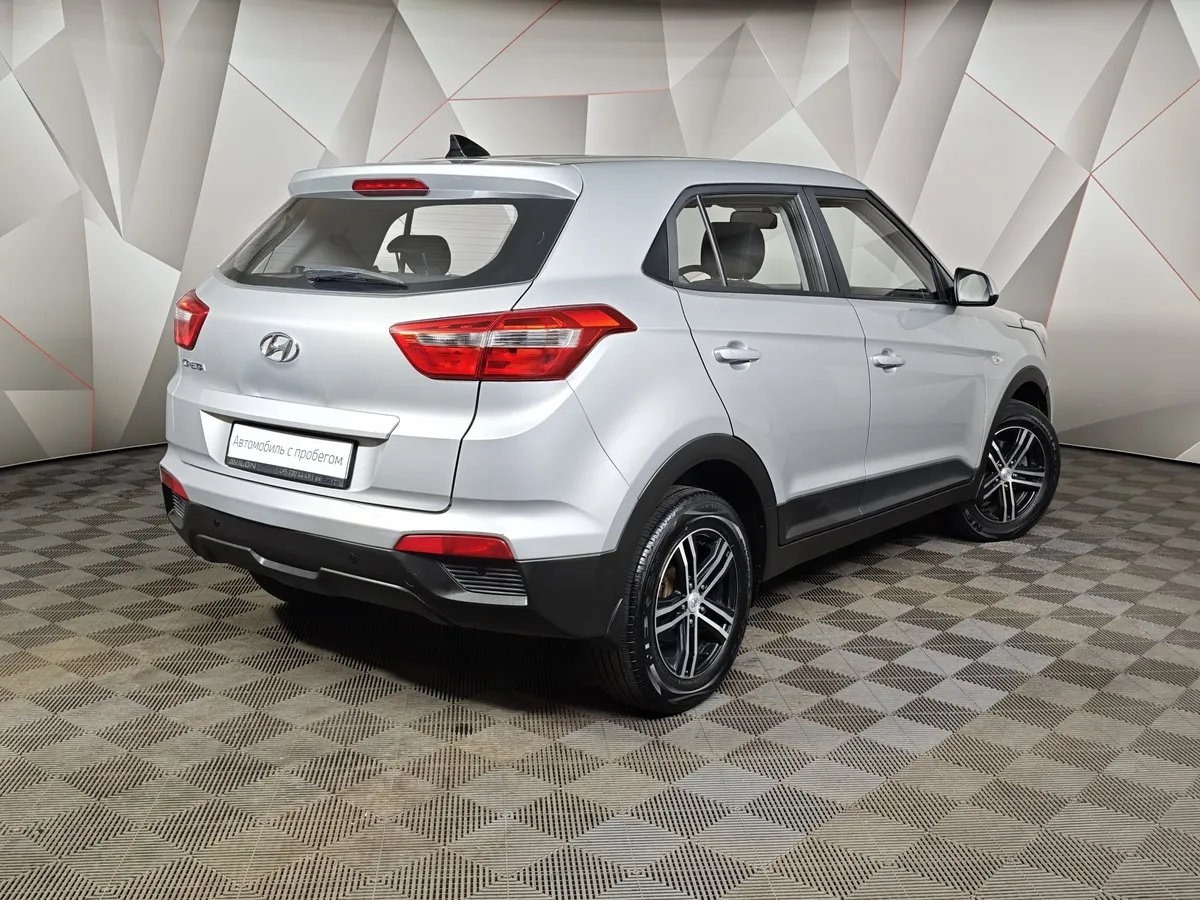 Hyundai Creta 1.6 AT (123 л.с.) Active Серебристый в АВИЛОН. Слайд №2