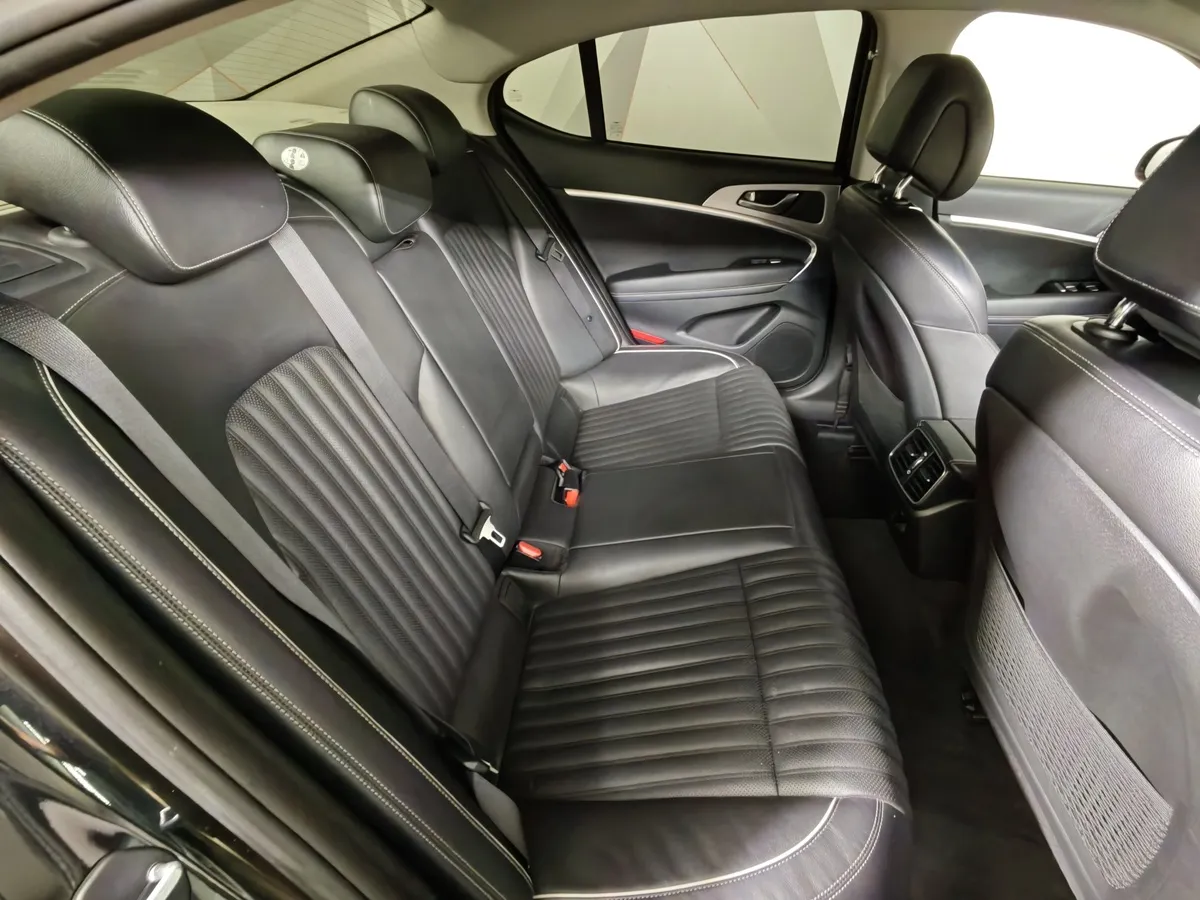 Genesis G70 2.0 T AT AWD (197 л.с.) Supreme + Panorama Черный в АВИЛОН. Слайд №16