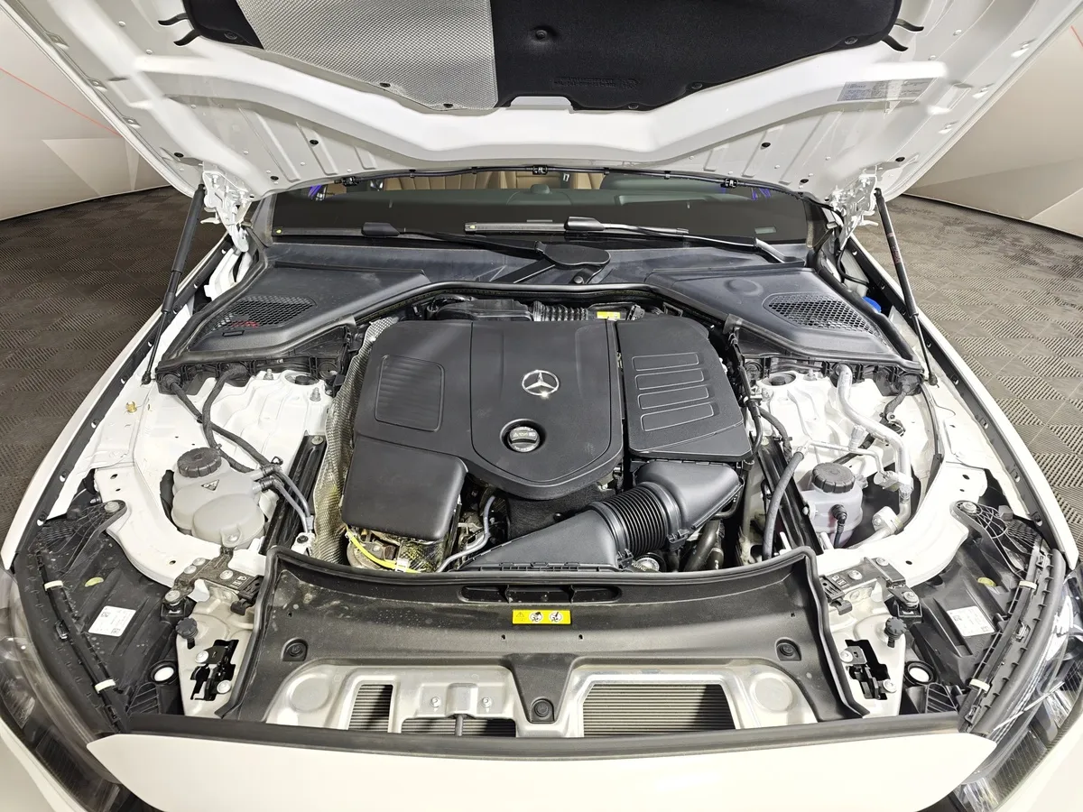 Mercedes-Benz E-Класс E 300 4MATIC (258 л.с.) Белый в АВИЛОН. Слайд №11