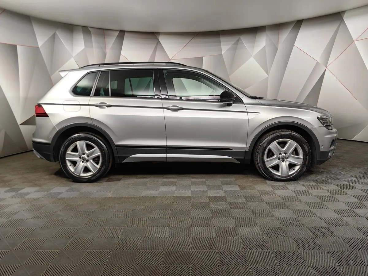 Volkswagen Tiguan 2.0 TDI 4Motion DSG (150 л.с.) OFFROAD Серый в АВИЛОН. Слайд №6