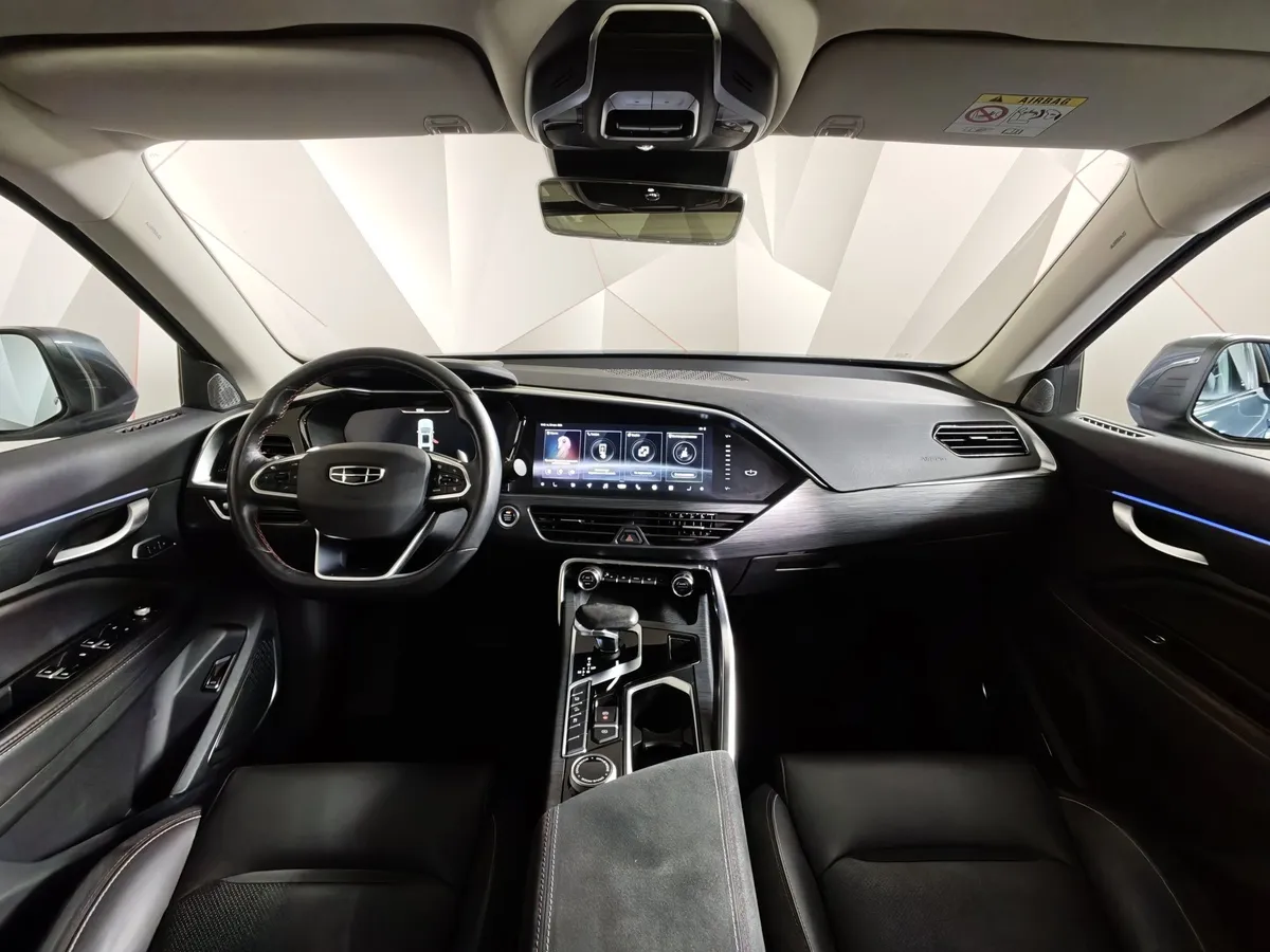 Geely Tugella 2.0 AT AWD (238 л.с.) Flagship Серый в АВИЛОН. Слайд №13