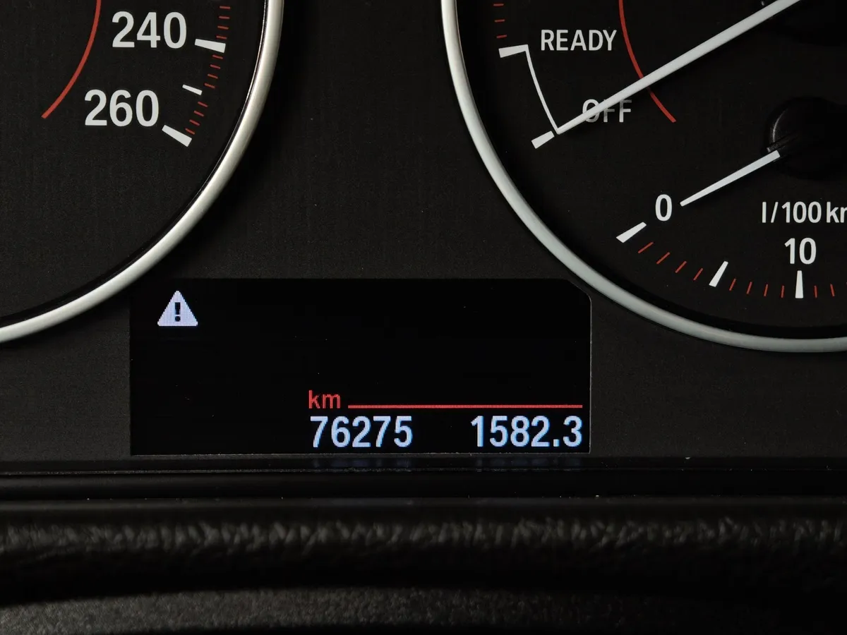 BMW 3 серия 320i xDrive AT (184 л.с.)  M Sports Edition Серебристый в АВИЛОН. Слайд №13