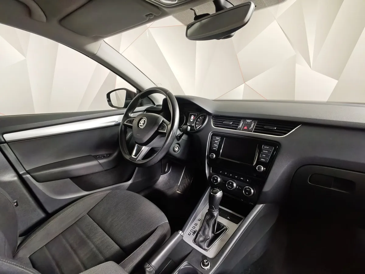 Skoda Octavia 1.6 MPI AT (110 л.с.) Коричневый в АВИЛОН. Слайд №13