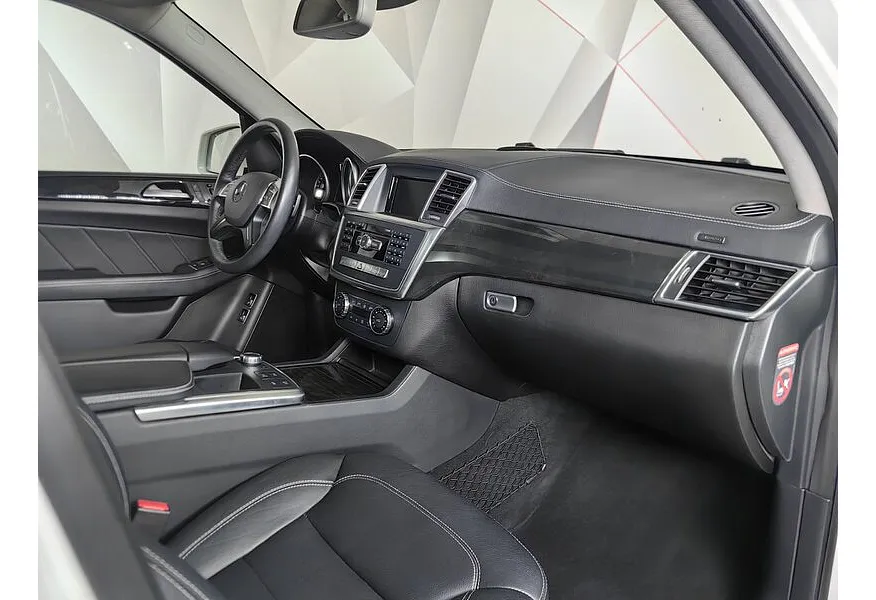 Mercedes-Benz GL 350 BlueTec 7G-Tronic Plus 4Matic (249 л.с.) Белый в АВИЛОН. Слайд №13