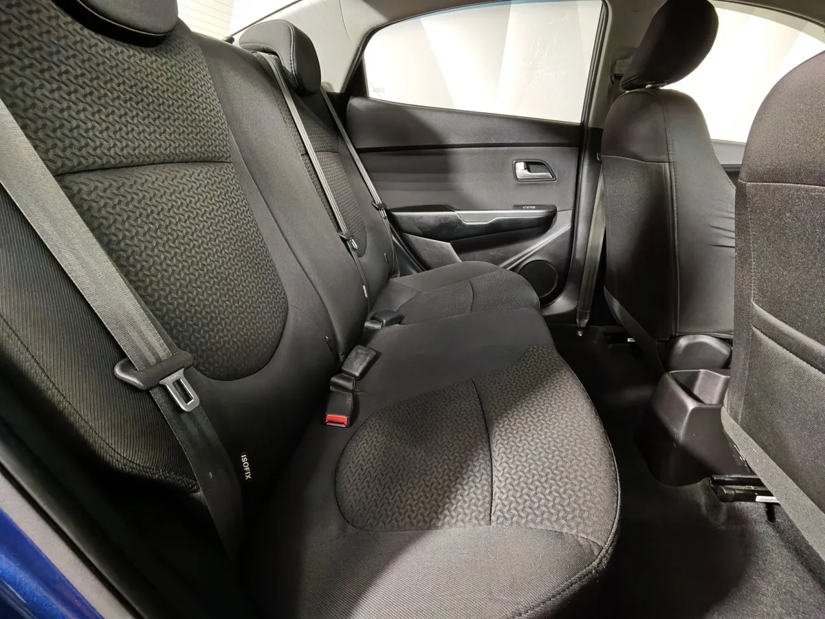 Kia Rio 1.6 6MT (123 л.с.) Синий в АВИЛОН. Слайд №16