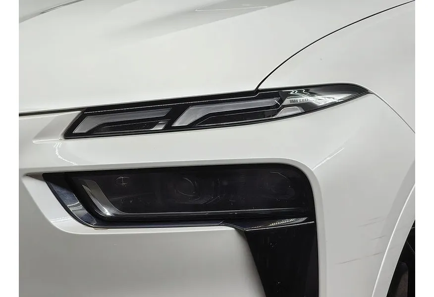 BMW X7 xDrive40d Steptronic (340 л.с.) Белый в АВИЛОН. Слайд №8 BMW X7 xDrive40d Steptronic (340 л.с.) Белый в АВИЛОН. Слайд №8