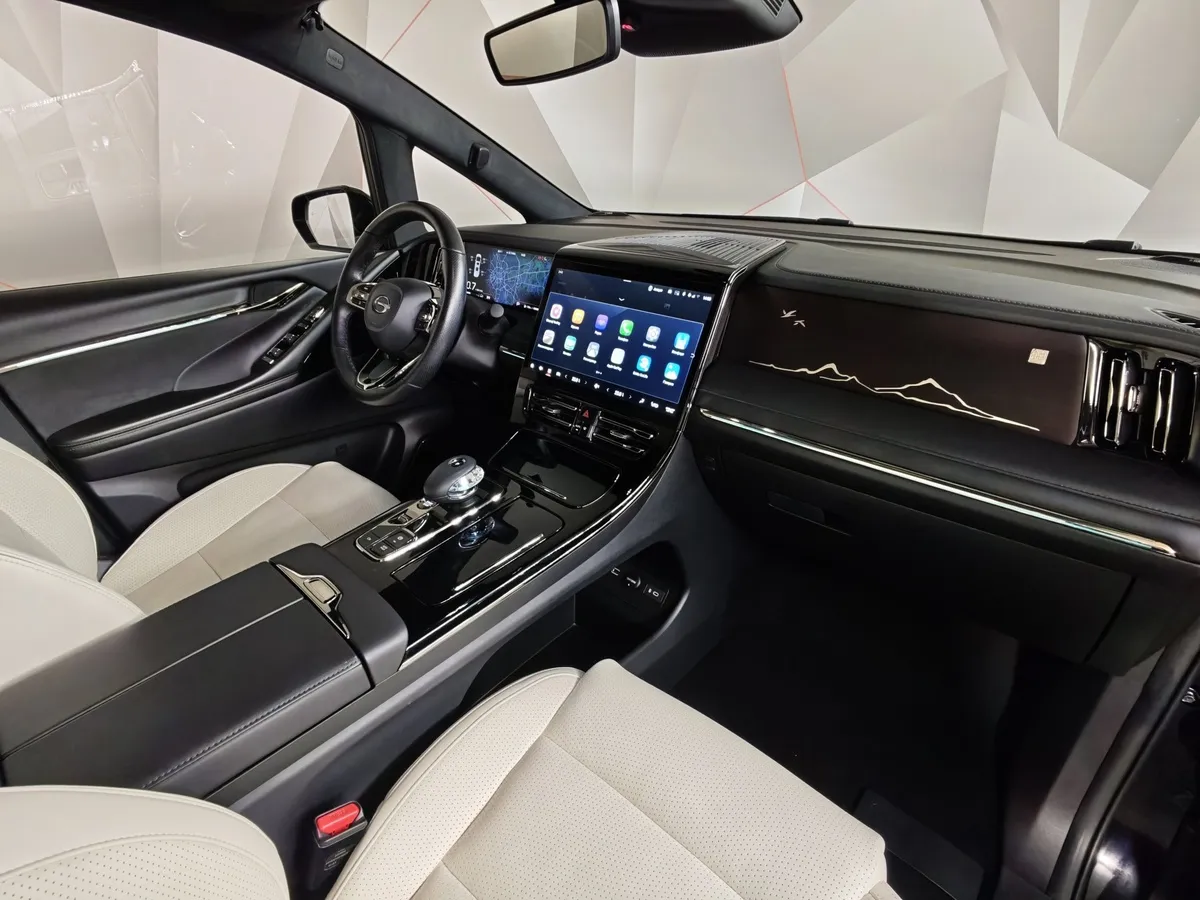 GAC M8 Master series 400T 2.0T AT (232 л.с.) Flagship Edition Черный в АВИЛОН. Слайд №13