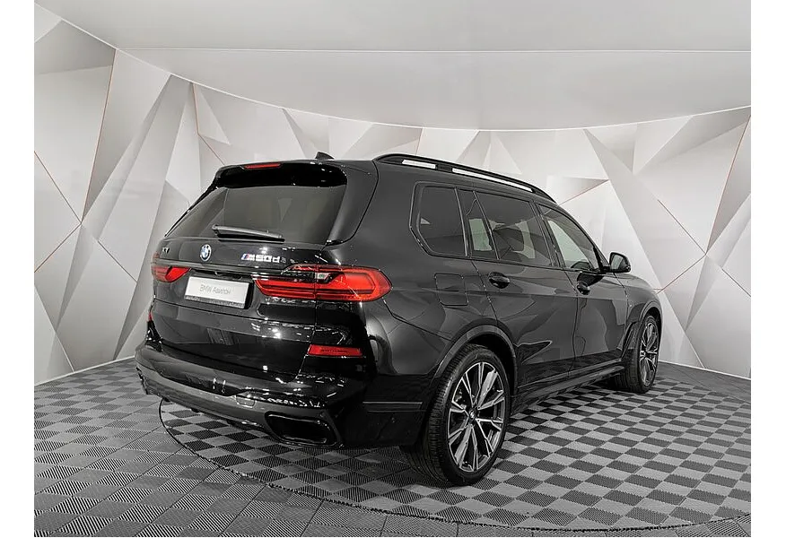 LIVE. Слайд №6