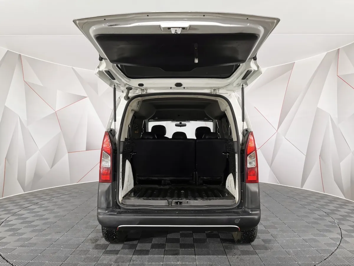 Citroen Berlingo 1.6 MT (110 л.с.) Белый в АВИЛОН. Слайд №10