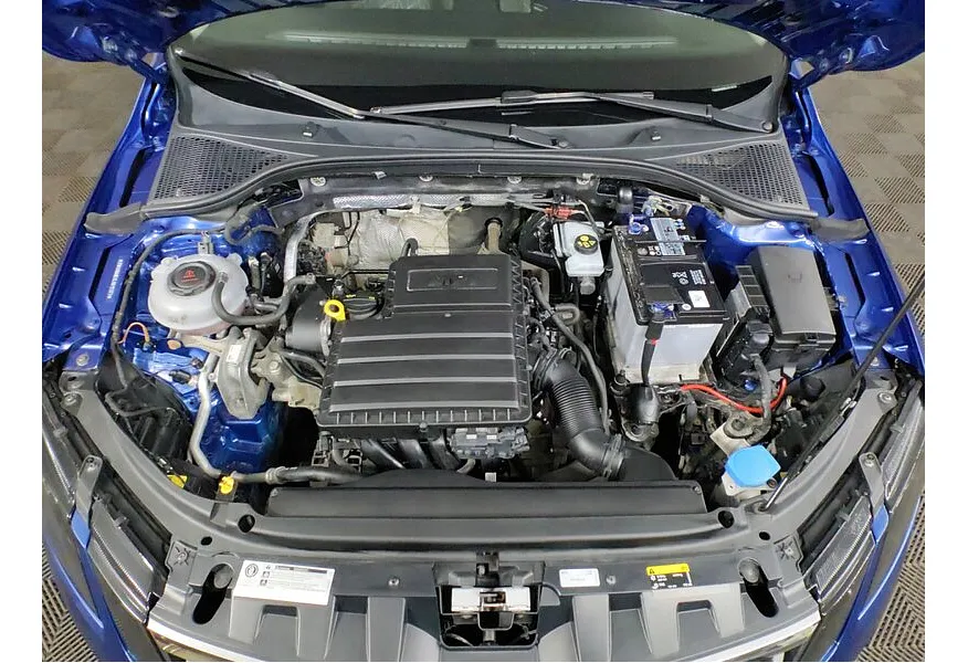 Skoda Octavia 1.6 AT (110 л.с.) Синий в АВИЛОН. Слайд №11