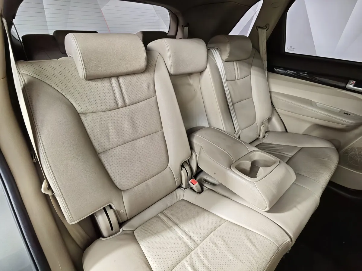 Kia Sorento 2.2 CRDi AT AWD (200 л.с.) Серый в АВИЛОН. Слайд №15