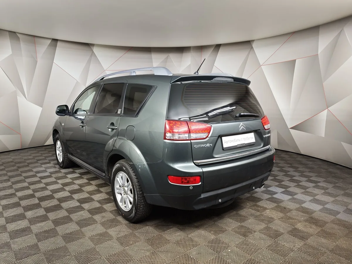 Citroen C-Crosser 2.4 CVT 4WD (170 л.с.) Серый в АВИЛОН. Слайд №4