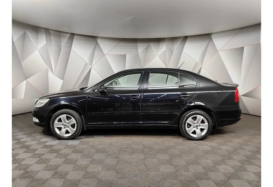 Skoda Octavia 1.4 TSI DSG (122 л.с.) Черный в АВИЛОН. Слайд №5